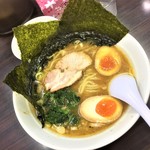 ぎ郎専門店 ら～めん ぎょうてん屋 - 180921金　神奈川　ぎょうてん屋伊勢原店　味玉ラーメン800円