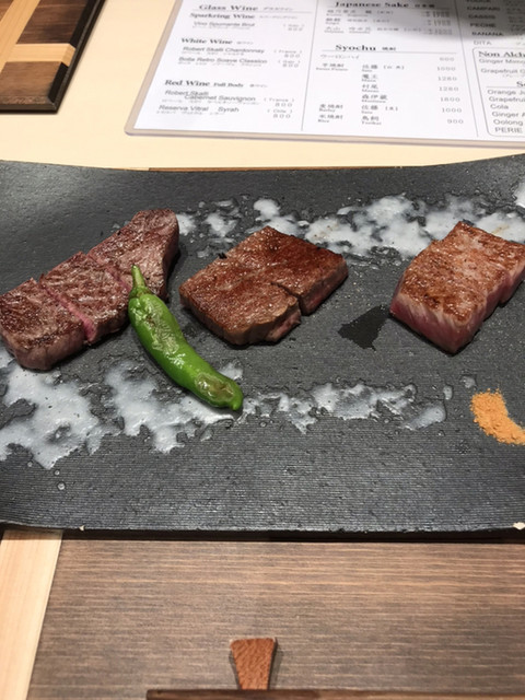 ハート焼き鉄板（肉も焼けます） H-01 【極厚・激重】 肉焼き 鉄板 厚さ6mm 2.7kg ガス火・IH 可