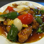 串カツ　ほおかむり - 中華の王道酢豚です。黒酢でさっぱり。ランチ限定です。