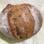 ブーランジェリー ブルディガラ - グルノーブル（小）　（仏産胡桃入りのパン）