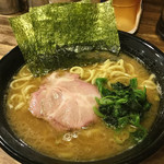 横浜ラーメンとんこつ家 - 