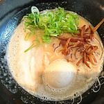 とんこつ らい斗 - らーめん（かため）＋味玉