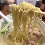 らあめん厨房 どる屋 - 大和蜆の風味がどこか懐かしいです