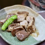 伊勢屋本店 - コロ焼き