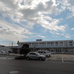 泉屋 - 新幹線も止まるJR「厚狭(あさ)」駅前の好立地。 JR「厚狭」駅から徒歩1分 　Ｂダッシュで15秒