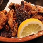 味彩とよまる - タコのから揚げ