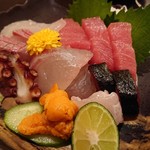 味彩とよまる - 刺身盛り合わせ