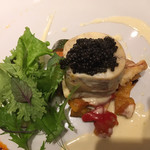 キャトルラパン - 鱧のすり身と鯛のポワレ