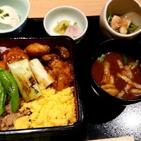 おもてなしとりよし 西新宿店 - 