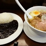 インデアン - 支那そば半カレーセット