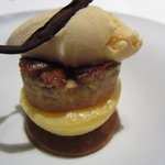 ア・ニュ ルトゥルヴェ・ヴー - バナナとキャラメルのプディングとショコラブランのモワルー ラム酒のアイスと共にＵＰ１