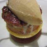 ア・ニュ ルトゥルヴェ・ヴー - バナナとキャラメルのプディングとショコラブランのモワルー ラム酒のアイスと共にＵＰ２