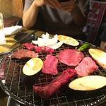 個室 焼肉 食べ放題 黒べこ屋 - 