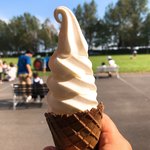 八紘学園 農産物直売所 - 【2018年09月】大サイズココアワッフルコーン＠290円。