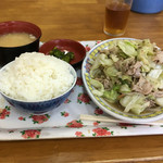 中華　富士 - 肉野菜炒め定食750円