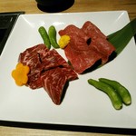 闘牛門 別邸 和ノ牛 - また写真を撮り忘れましたが、サラダを挟んで、上ハラミとランプ。