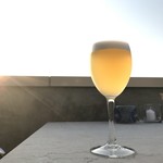 MOBS FELLAS - サンシャインとビール。写真は沖縄の「青い空と海のビール」期間限定メニュー。