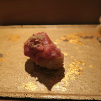SUSHI TOKYO TEN、 新宿ニュウマン店 - 鮪のおろし(?)
