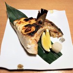 沼津海いち - 勘八カマ塩焼き980円。