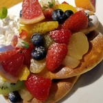 93197486 - ◆「たっぷりフルーツパンケーキ」