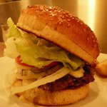 ベーカーバウンス - BakerBounce（チーズバーガー）