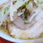 ラーメン二郎 - ブタ