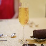 トゥ・ラ・ジョア - 