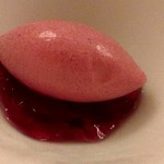 フランス料理 壺中天 - 巨峰のシャーベットとコンポート