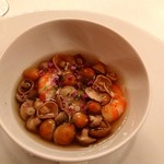 フランス料理 壺中天 - キノコたっぷりのフォアグラのフラン