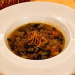 ダノイ - ダノイ名物野菜と白インゲンのスープ