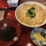 Sobadokoro Tamagawaya - 玉子丼