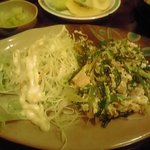 鹿児島ラーメン 薩摩 - ニラレバ炒め