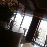 THE Signature PRIME STEAK & SEAFOOD - 店内→外