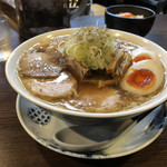 らぁ麺 紫陽花 - 背脂肉醤油らぁ麺