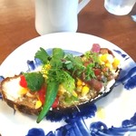 ブリコラージュ ブレッド アンド カンパニー ダイニング・カフェ - オクラ、ゴールドラッシュ、しょっつると香草ソースのブリコラージュブレッドタルティーヌ。モーニングセットで。ドリンクにコーヒー、豆はコスタリカ。20180923　今日も美味しかった♡お気に入り(^ー^)