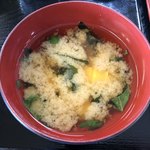 ドライブイン化粧坂 - かつ丼についてきた味噌汁