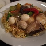 ボア・ド・ニュイ・ハコ - 季節の野菜、牡蠣、海老、豚肉など盛りだくさんです