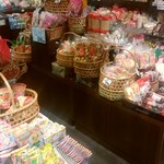 だがし夢や - 内観