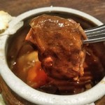 スンガリー - [料理] つぼ焼きビーフシチュー 具材の牛肉 アップ♪ｗ