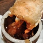 スンガリー - [料理] つぼ焼きビーフシチュー パンの蓋 切り口のアップ♪ｗ ②