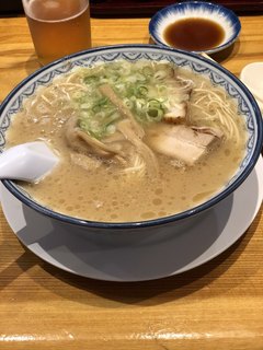 元祖赤のれん 節ちゃんラーメン - ラーメン550円