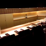 神楽坂 石かわ - カウンター席