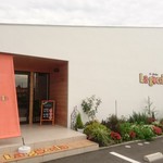 ラ・ゴッチャ - お洒落な外観のお店