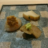 鮨 なんば 日比谷 - 鮑・牡丹海老・鮟肝