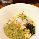 中華そば 先﨑 - 牡蠣と大蒜(和えそば)