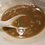 煮干し豚骨らーめん専門店 六郷 - このスープがクセになる