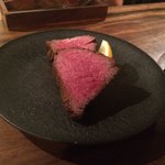 Bicchuu Kurashiki Budoushu Sakaba - 和牛のステーキ
