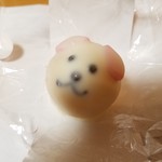 三河屋 - 渋谷かどこかで見たような犬にそっくりな和菓子