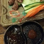 Sumibiyaki Tori Ganta - 心臓、砂肝、野菜をお味噌とポン酢で