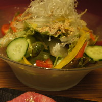 焼肉 しんうち 神楽坂 - やみつき塩サラダ